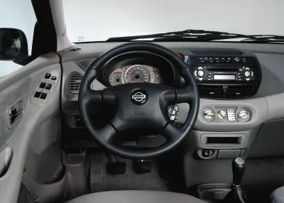 Almera Tino